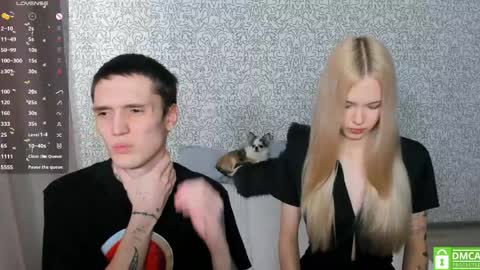 Snapshot of eshcka chatting on 04.26.26 Megan and Brad online show from 04.26.26