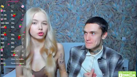 Snapshot of eshcka chatting on 05.04.26 Megan and Brad online show from 05.04.26