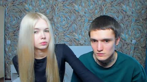 Snapshot of eshcka chatting on 05.12.26 Megan and Brad online show from 05.12.26