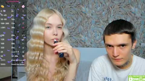 Snapshot of eshcka chatting on 05.22.26 Megan and Brad online show from 05.22.26