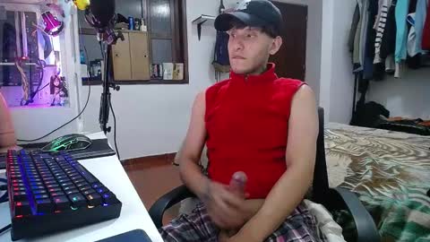 Snapshot of esjrobles chatting on 01.19.25 Esteban online show from 01.19.25