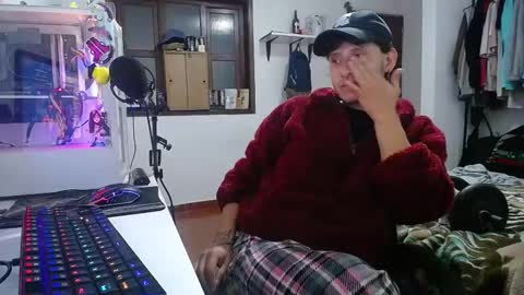 Snapshot of esjrobles chatting on 01.25.25 Esteban online show from 01.25.25