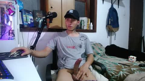 Snapshot of esjrobles chatting on 02.04.25 Esteban online show from 02.04.25