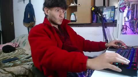 Snapshot of esjrobles chatting on 02.23.25 Esteban online show from 02.23.25