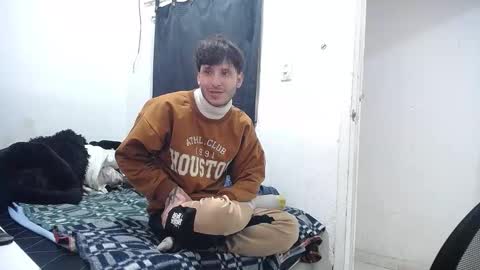 Snapshot of esjrobles chatting on 09.09.25 Esteban online show from 09.09.25