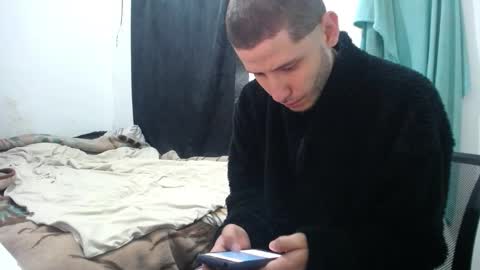 Snapshot of esjrobles chatting on 09.15.25 Esteban online show from 09.15.25