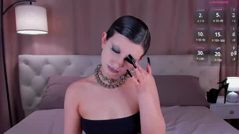 esme_fox online show from 05.27.26