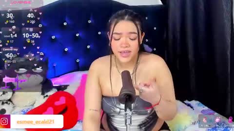 Snapshot of esmecaldwel chatting on 07.18.26 Esme Caldwel online show from 07.18.26