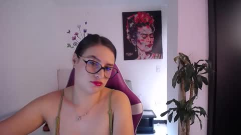 Esmeralda online show from 03.22.26