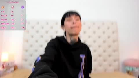 esmeralda  online show from 12.05.25