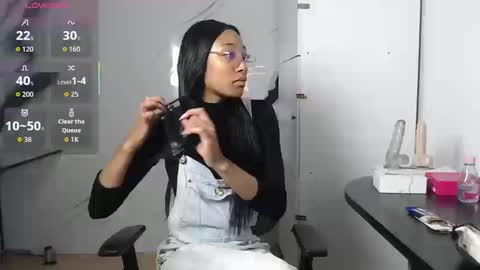 Snapshot of esmeralda_bk chatting on 09.18.25 esmeralda_bk online show from 09.18.25