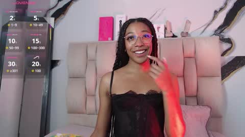 Snapshot of esmeralda_bk chatting on 11.22.25 esmeralda_bk online show from 11.22.25