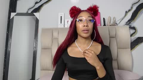 Snapshot of esmeralda_bk chatting on 11.27.25 esmeralda_bk online show from 11.27.25