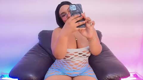 esmeralda online show from 11.11.25