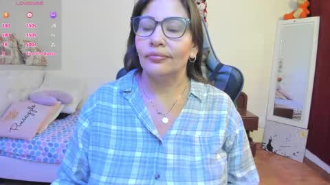 esme online show from 03.29.26