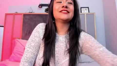 Snapshot of esmeralda_rose__ chatting on 06.09.26 esmeralda_rose__ online show from 06.09.26