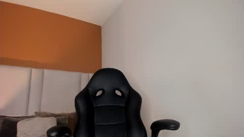 Snapshot of esmeralda_rose__ chatting on 06.26.26 esmeralda_rose__ online show from 06.26.26