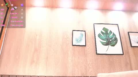 Snapshot of esmeraldagracee chatting on 06.27.26 Esmeralda Grace online show from 06.27.26