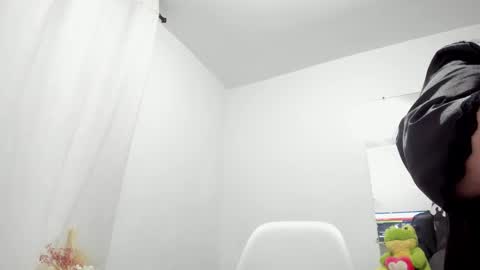 Snapshot of esmeraldo_mfc chatting on 02.20.25 Esmeralda online show from 02.20.25