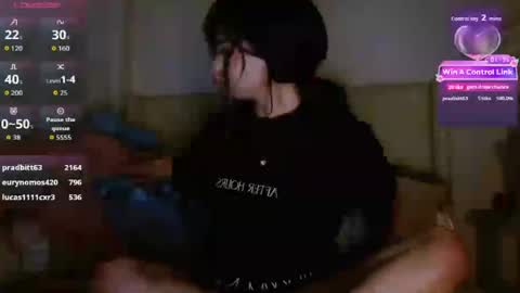 Snapshot of esoterickitten777 chatting on 07.14.26 axe online show from 07.14.26