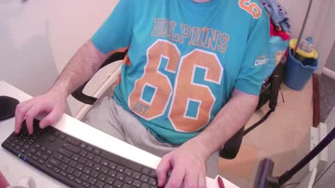 Snapshot of essex_wild chatting on 03.02.25 Morph online show from 03.02.25