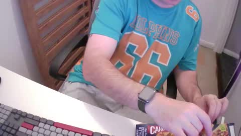 Snapshot of essex_wild chatting on 10.05.25 Morph online show from 10.05.25