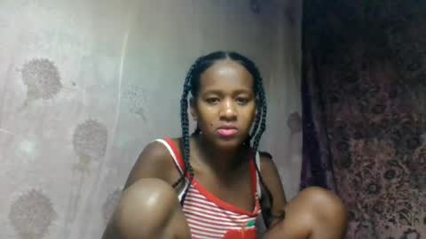 Snapshot of estancelee chatting on 07.02.26 estancelee online show from 07.02.26