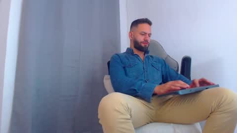 esteban online show from 12.14.24