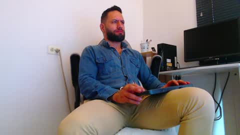 esteban online show from 03.24.26