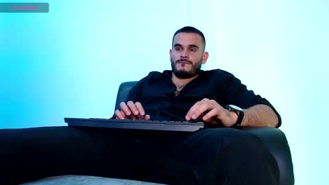 Esteban Fernandez online show from 11.08.25