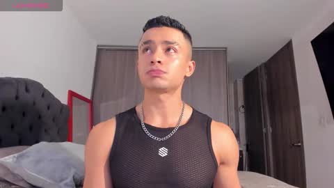 Snapshot of esteban_stud97 chatting on 10.16.25 Esteban Stud online show from 10.16.25