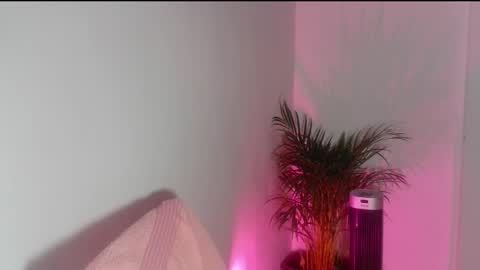 estefa1 online show from 12.13.25