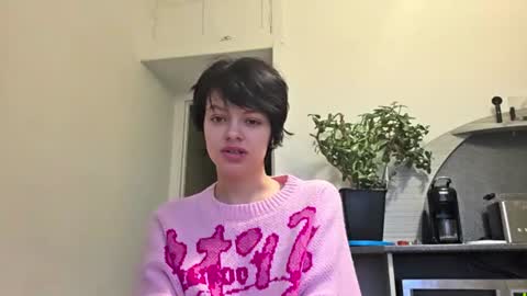 Snapshot of estefanaspomer chatting on 07.29.26 Lucy online show from 07.29.26