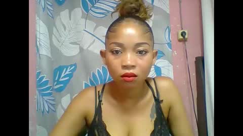 estelah20 online show from 02.01.26