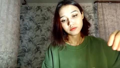 Snapshot of estellekirbo chatting on 02.15.26 estellekirbo online show from 02.15.26