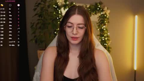 Snapshot of ester_hill chatting on 01.09.26 Ester online show from 01.09.26