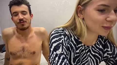 Ester online show from 09.17.25