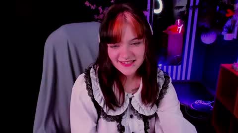 Ester  online show from 05.19.26
