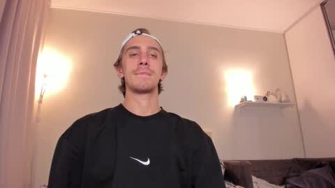 LOUIS online show from 09.16.25