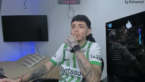 estivenvel online show from 02.15.26