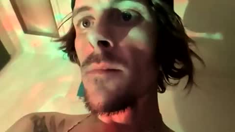 et528007 online show from 03.05.26