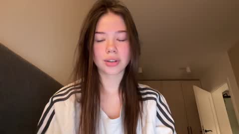 nika 3 online show from 12.09.24