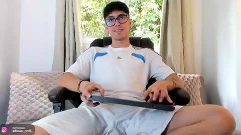 etham_wolf1 online show from 05.19.26