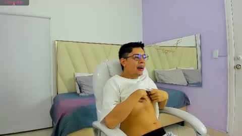 ethan12_ online show from 07.07.26
