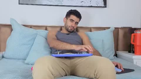 Snapshot of ethan__walker chatting on 07.17.26 Ethan online show from 07.17.26