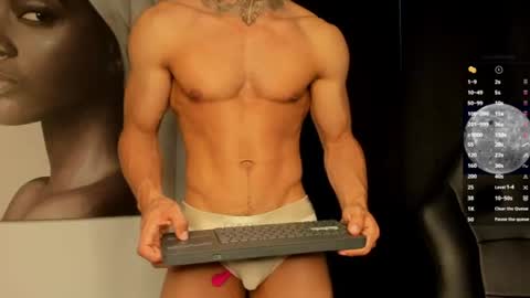 Snapshot of ethan_devis7 chatting on 06.26.26 Ethan - Independent model online show from 06.26.26