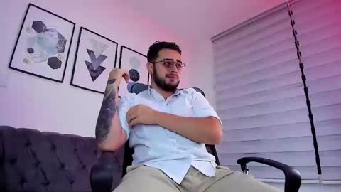 ethan_greacee online show from 02.19.26