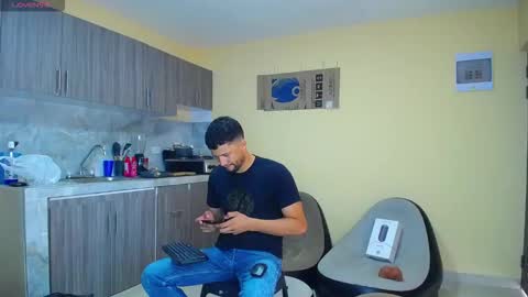 Snapshot of ethan_hawke_ chatting on 10.17.25 Jose online show from 10.17.25