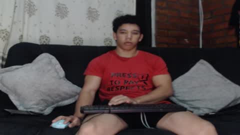 Snapshot of ethan_noir chatting on 01.13.25 Ethan Noir online show from 01.13.25