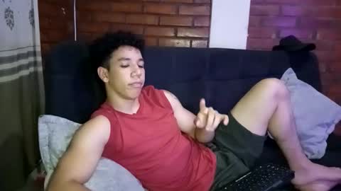 Snapshot of ethan_noir chatting on 01.31.25 Ethan Noir online show from 01.31.25